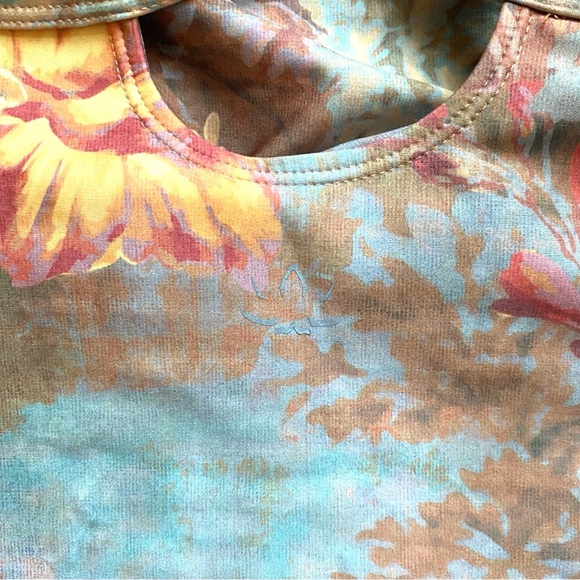 Beyond Yoga Spacedye Slim Racerback Cropped Tank Top Size Medium - Picture 4 of 5